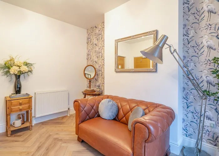 Fabulous New 1 Bedroom Ground Floor Flat